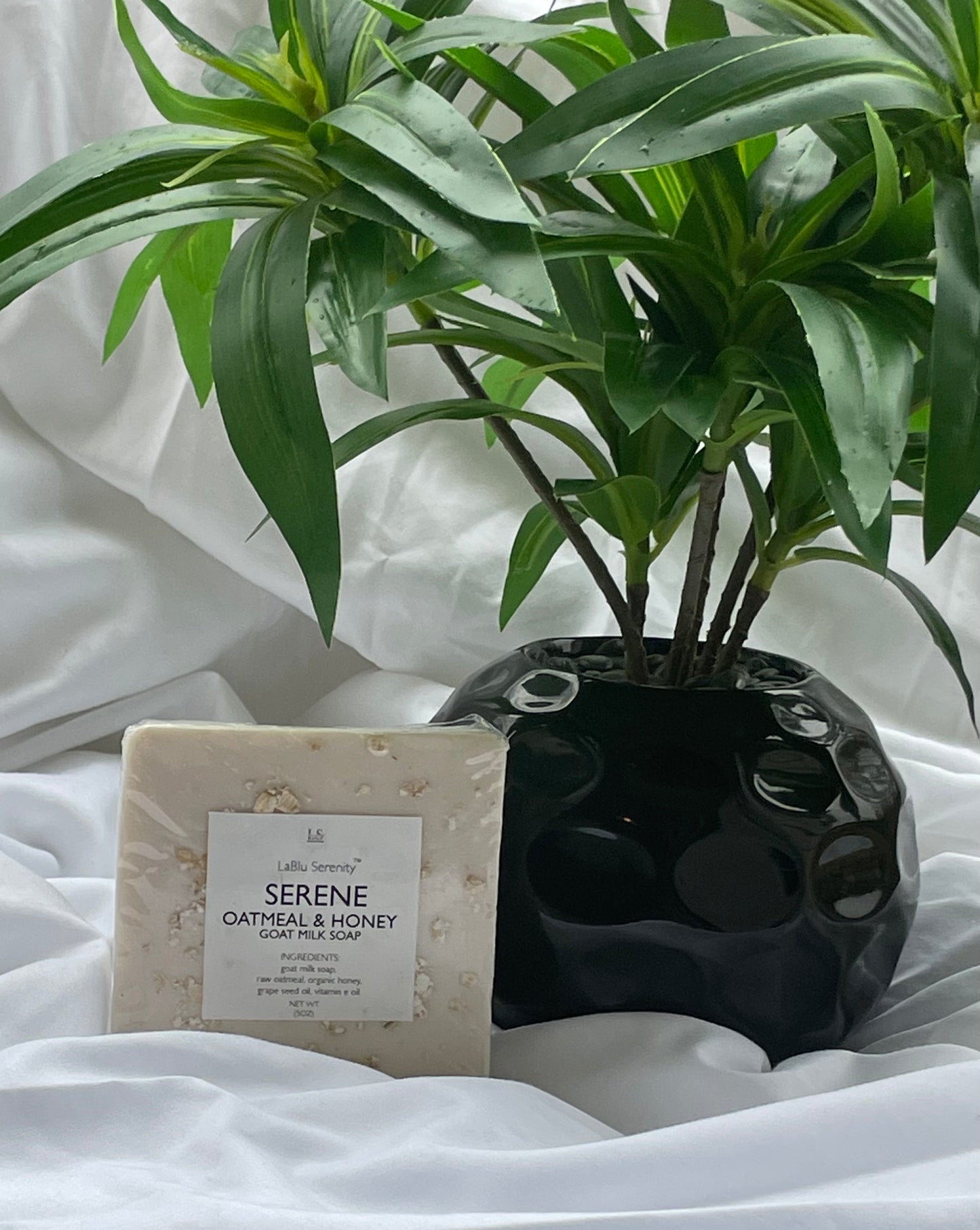 SERENE OATMEAL & HONEY SOAP BAR