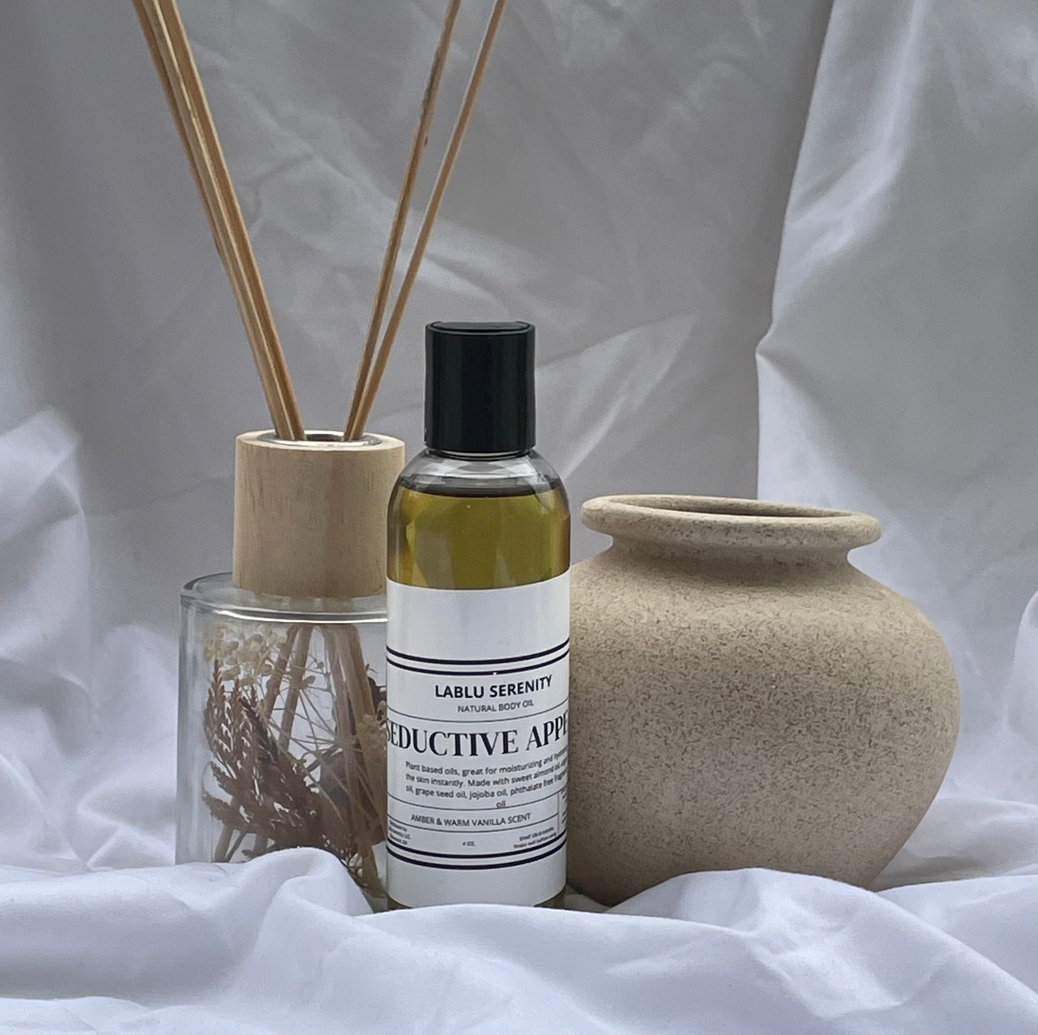 SEDUCTIVE APPEAL BODY OIL (amber & warm vanilla) – LaBlu Serenity